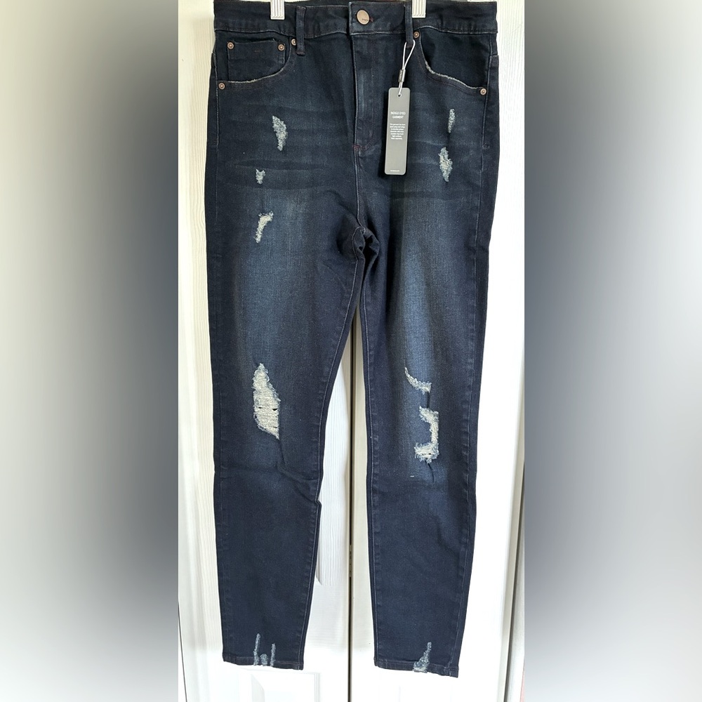 Tractr NEW Dark Blue Wash Distressed Indigo High Rise Jeans for Women Size 8